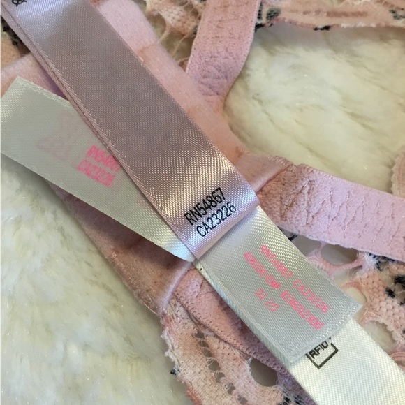 Pink Victoria’s Secret Pink/Black Lace Padded Push Up Bralette Sz.L - Picture 8 of 8